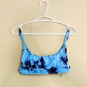 SHEIN Blue Two-Tone Tie-Dye Bikini Top – Size Small GUC